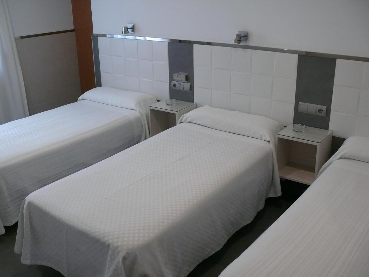 Hostal La Hispanidad Málaga Dış mekan fotoğraf